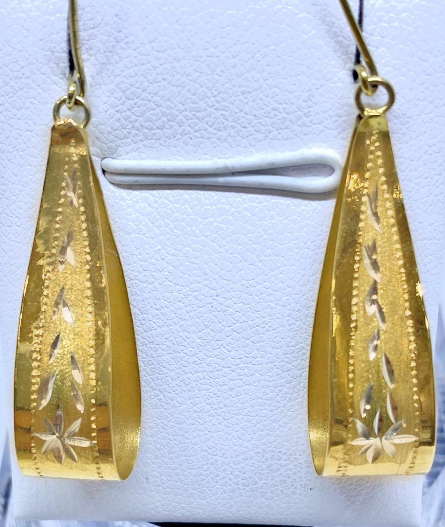 Gold Hanging Earring